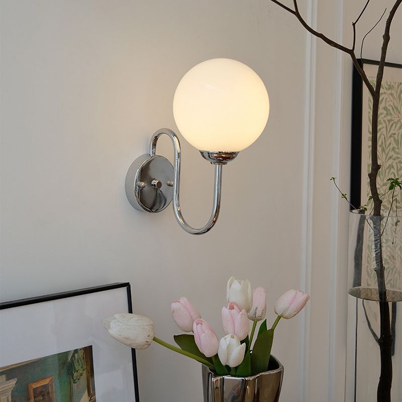 Nordic Style Wall Light Ball Shape Wall Lamp with Glass Shade for Living Room