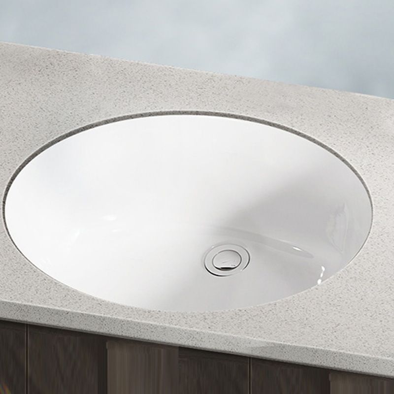 Modern Style Bathroom Sink Overflow Hole Design Oval Ceramic Bathroom Sink