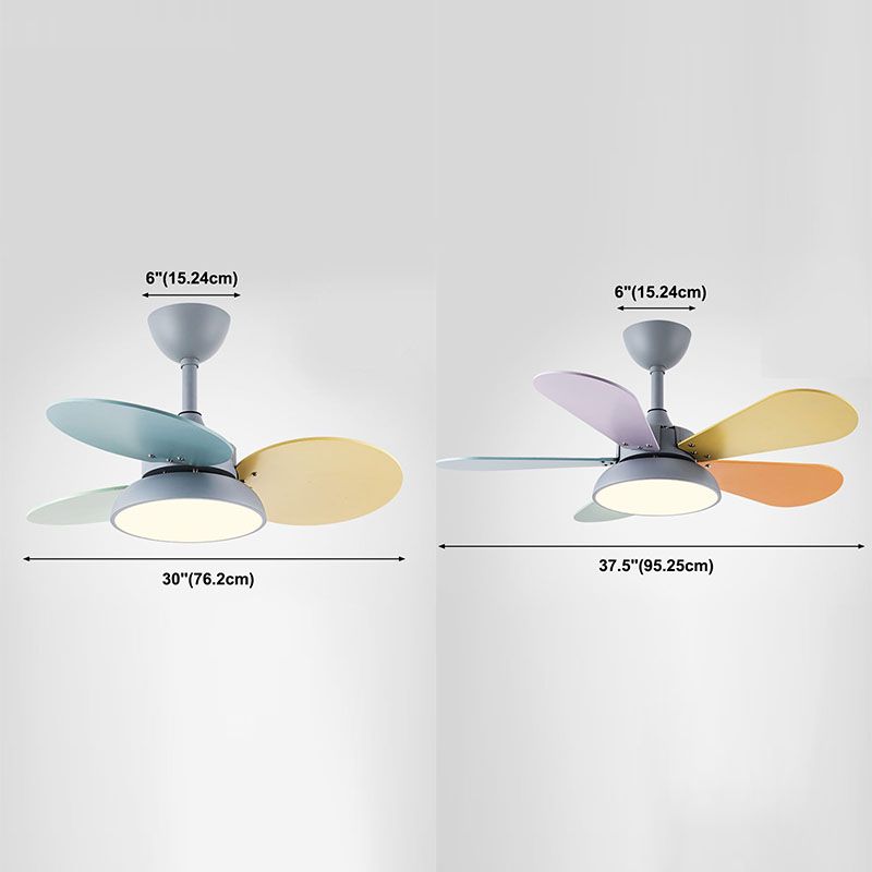 Niños Artísticos LED Light Light Iron Fan Landelier con lámina de madera colorida