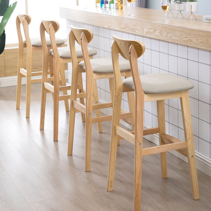 Scandinavian Milk Tea Shop Footrest Stool Matte Finish Solid Wood Bar Stool