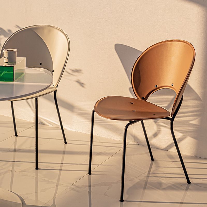 Sillas de comedor de estilo moderno, sillas laterales sin brazos con respaldo abierto y patas de metal para cocina