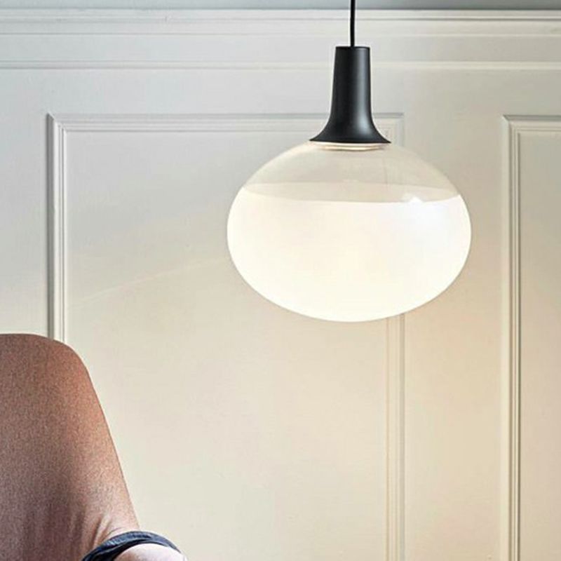 Elliptisch glas gesuspendeerd verlichtingsarmatuur moderne eenmalige zwarthangende lamp voor restaurant