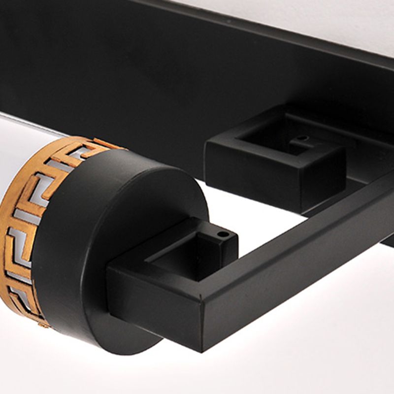 Éclairage mural en métal linéaire