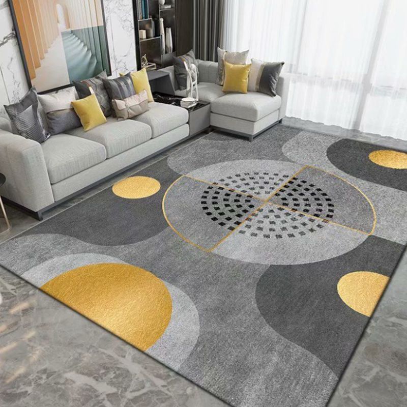 Dark Grey Carpet Poyester Graphic Carpet Washable Carpet for Home Decoration