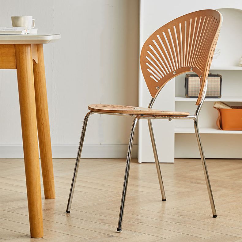 Juego de sillas de comedor de metal Silla lateral ovalada con respaldo abierto de estilo contemporáneo