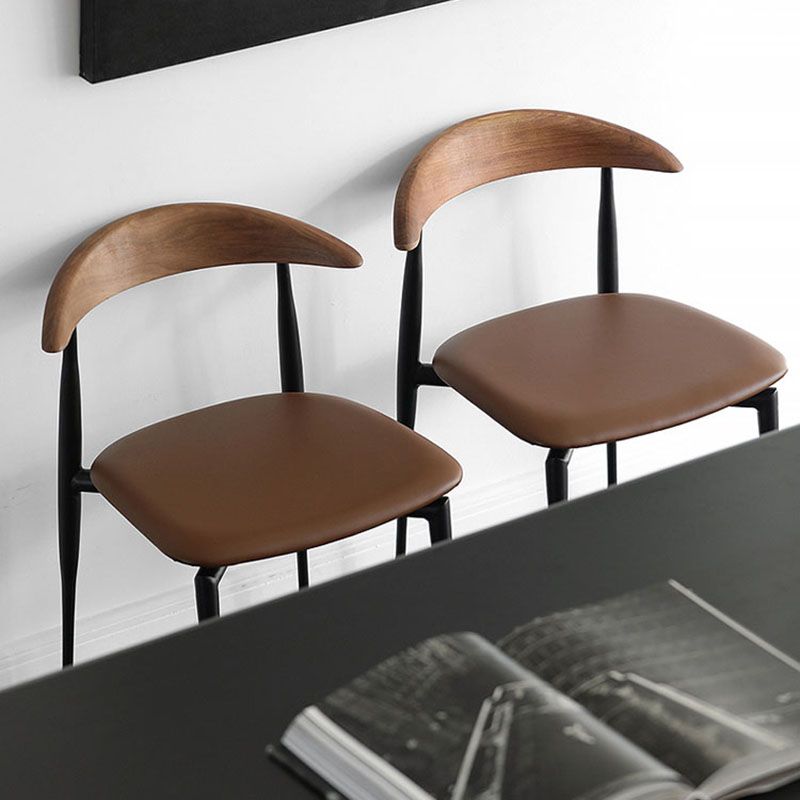 Chaises industrielles sans bras ouvertes sans arme