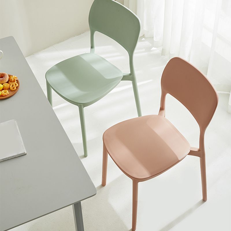 Modern Outdoors Dining Chairs Plastic Stacking Patio Dining Chair