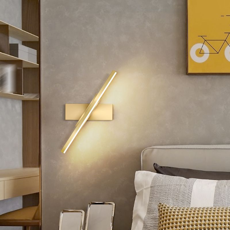 Modern Metal Wall Sconce Linear Shape Wall Light with Silicone Shade in Gold for Bedroom