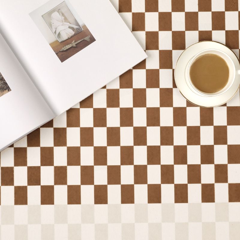 Dark Brown Rug Polyester Check Pattern Rug Stain Resistant Rug for Drawing Room