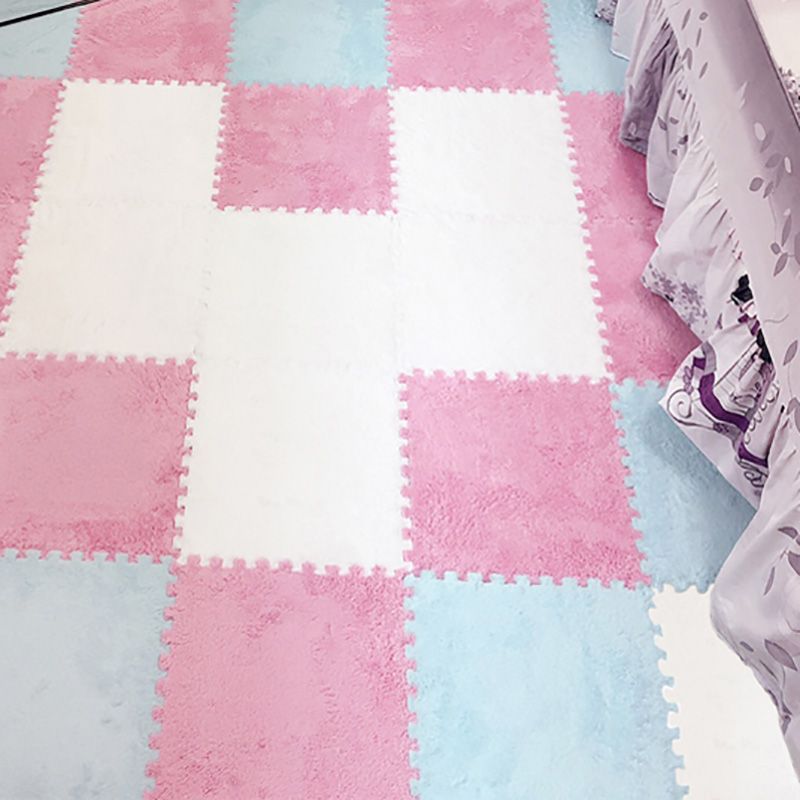 Modern Tiles and Carpet Plush Cut Loose Lay Fade Resistant Carpet Tile