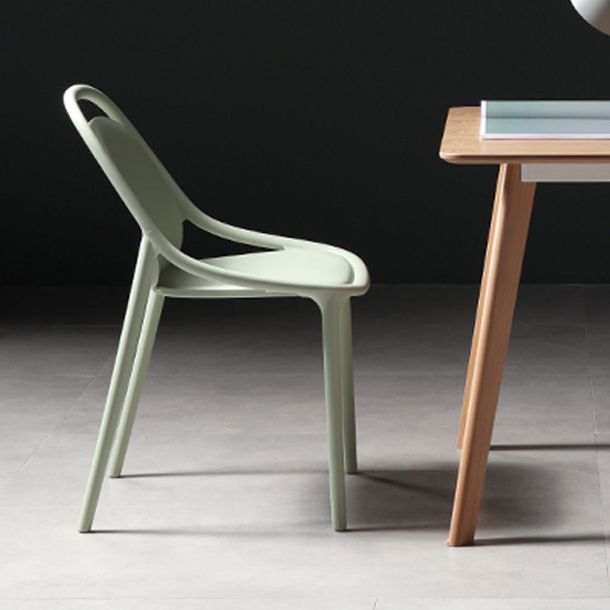 Sillas apilables de estilo moderno, sillas sin brazos con patas de plástico para cocina