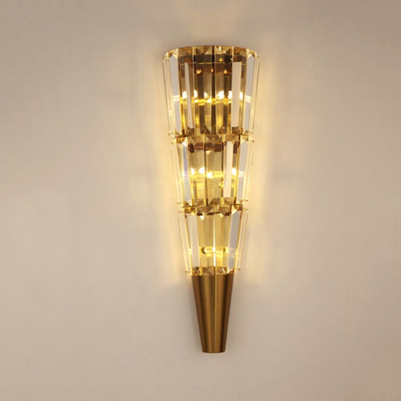 Applexion murale en or cristal dans la lampe murale à cône en acier inoxydable de style de luxe moderne pour chambre à coucher