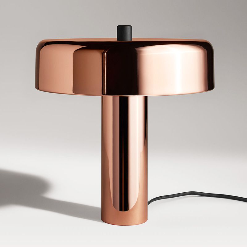 Lampada da comodino rotonda con illuminazione da tavolo minimale a 1 testa con paralume metallico per camera da letto