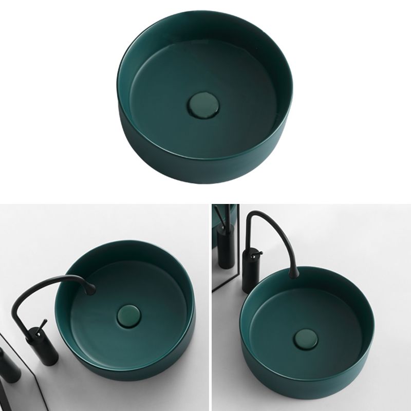 Modern Bathroom Sink Porcelain Round Vessel Sink with Pop-Up Drain