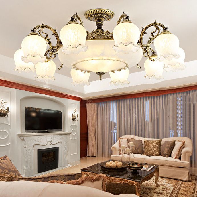 Lámpara semi rascilla de múltiples cabezas iluminación de techo de dormitorio tradicional con sombra de vidrio de flores