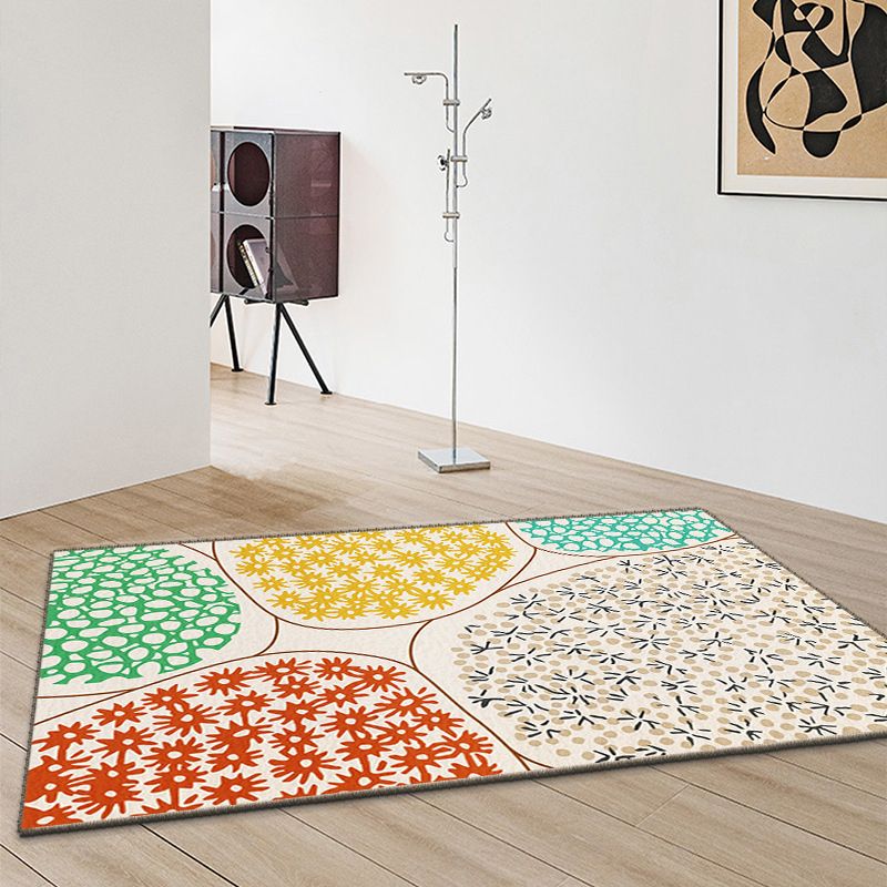 Funky Area Carpet Contemporary Polyester Rug Washable Stain Resistant Indoor Rug for Home Decor
