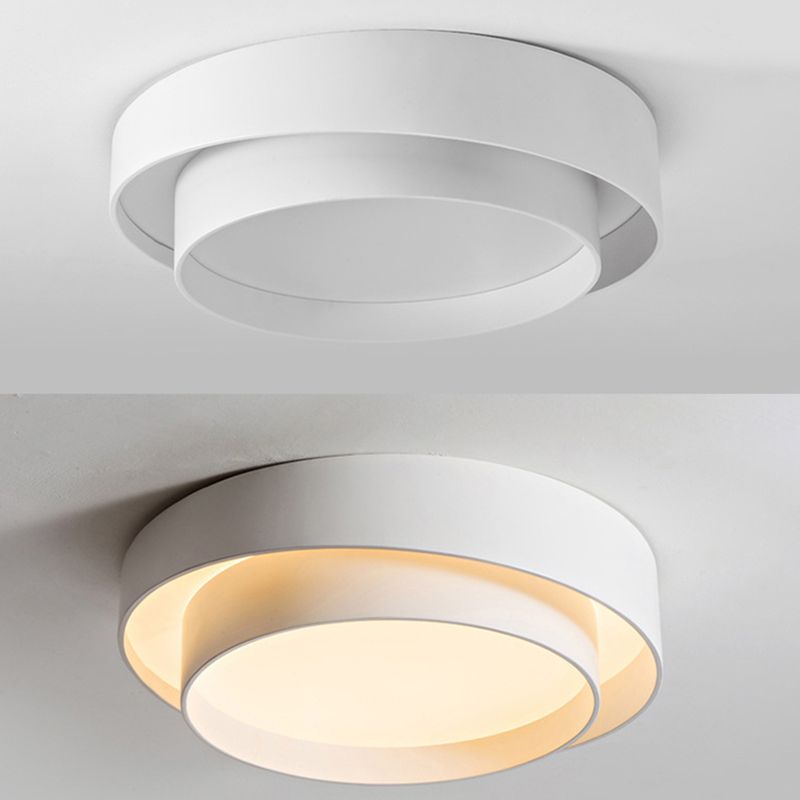 Style moderne White Led Flush Mount Light Fixture Geometrical Metal Flush Mount Light