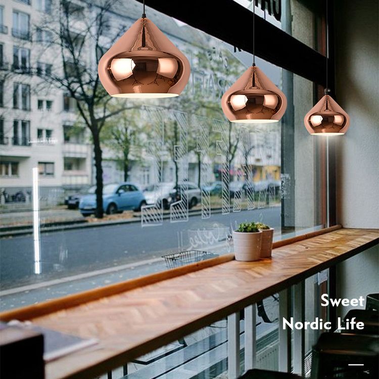 Postmoderne 1-Licht-Hanglampe Roségold geometrischer Anhänger Licht mit Metallschatten