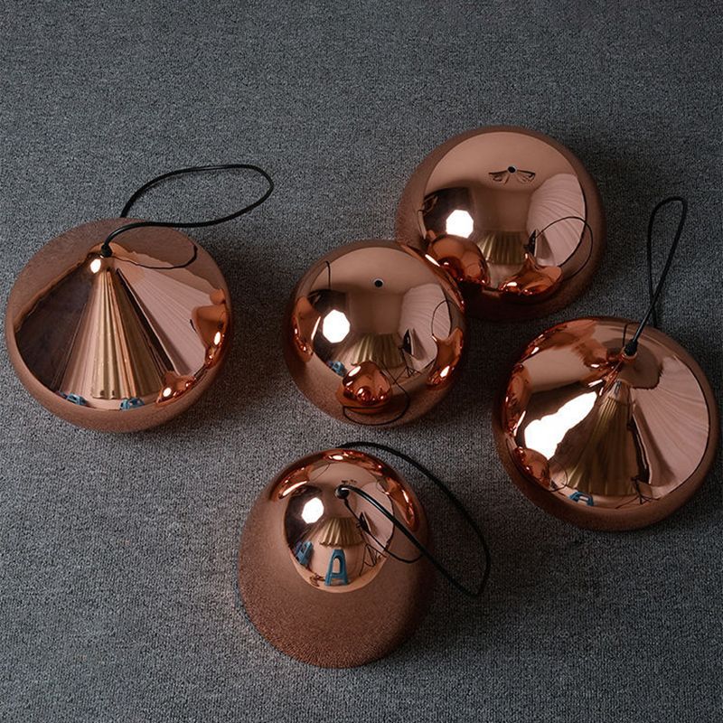 Postmodern Hanging Light Metal Pendant Lighting Fixture for Dining Room