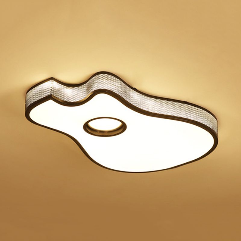 Lámpara de techo empotrada LED blanca creativa con forma de guitarra, accesorio de techo acrílico para dormitorio de niños y niñas