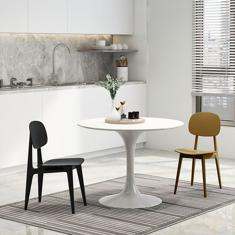 Silla lateral de comedor con respaldo abierto de diseño escandinavo, silla sin brazos de comedor de plástico