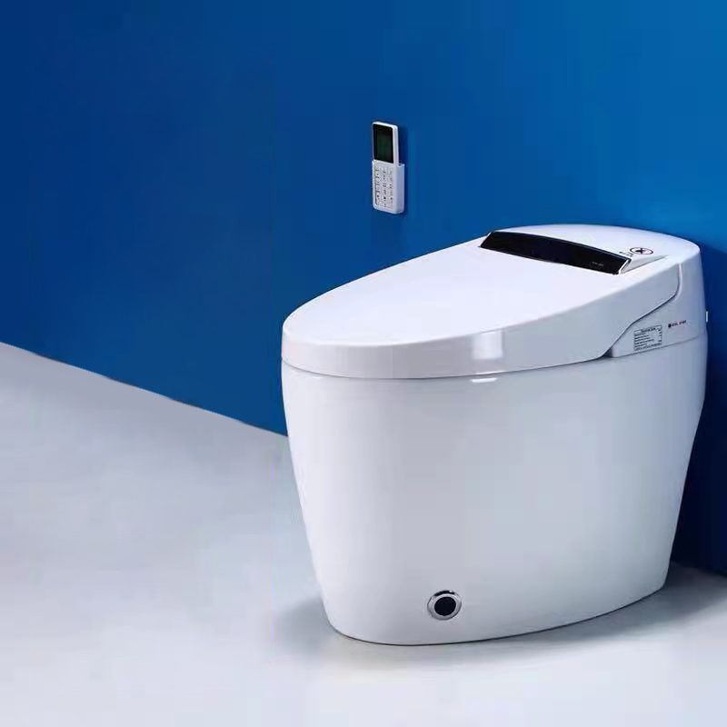 Modern One Piece Toilet Seat Included Floor Mounted Toilet Bowl for Washroom