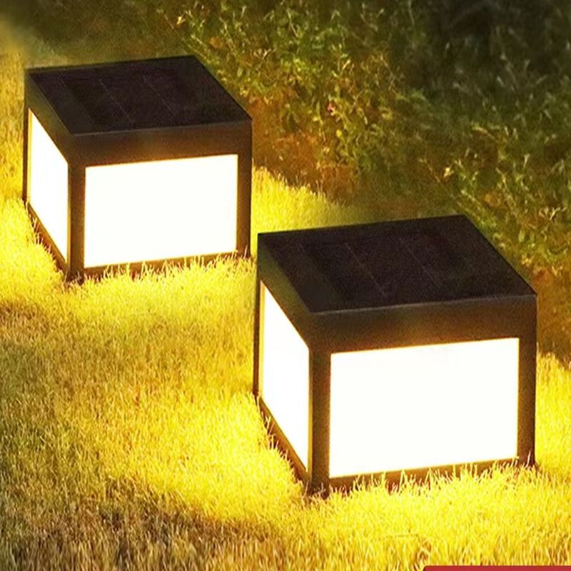 Rectangle Shape Metal Outdoor Light Modern Single Light Solar Pillar Lamp in Black