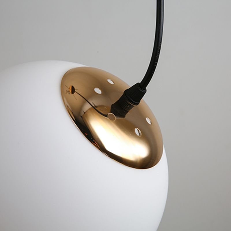 1 globe léger peinnant plafonniers industriels en verre de lait en verre pendant luminaires pour le restaurant