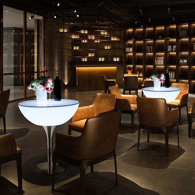 Polyethylene Round Table Industrial Style Commercial Outdoor Bar Table