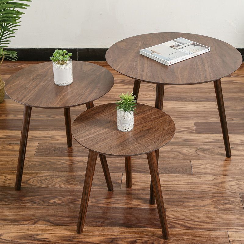 Scandinavian 3 Legs Cocktail Table Round Wooden Coffee Cocktail Table for Living Room