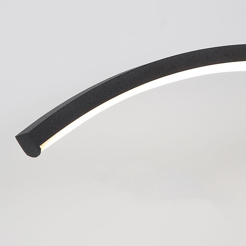 Vanité métallique moderne Lumière miroir à LED de forme linéaire pour salle de bain