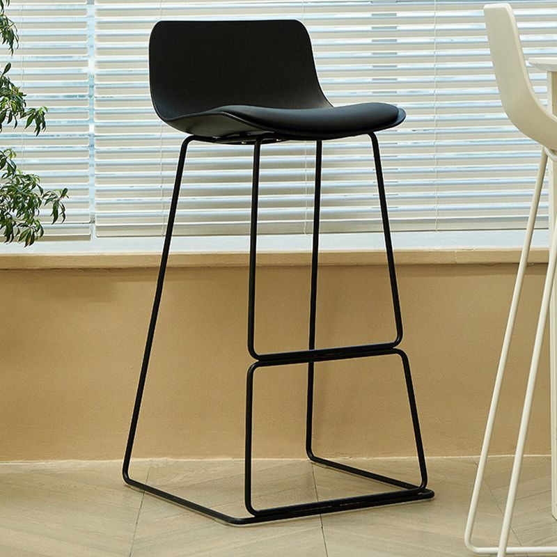 Nordic Style Indoor Backrest Counter High Stool with Metal Base