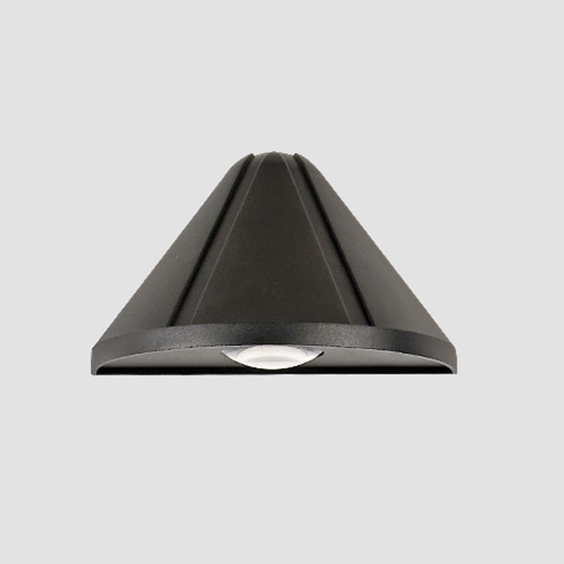 Modern Style Triangle Wall Sconce Metal 1 Light Sconces for Outdoor