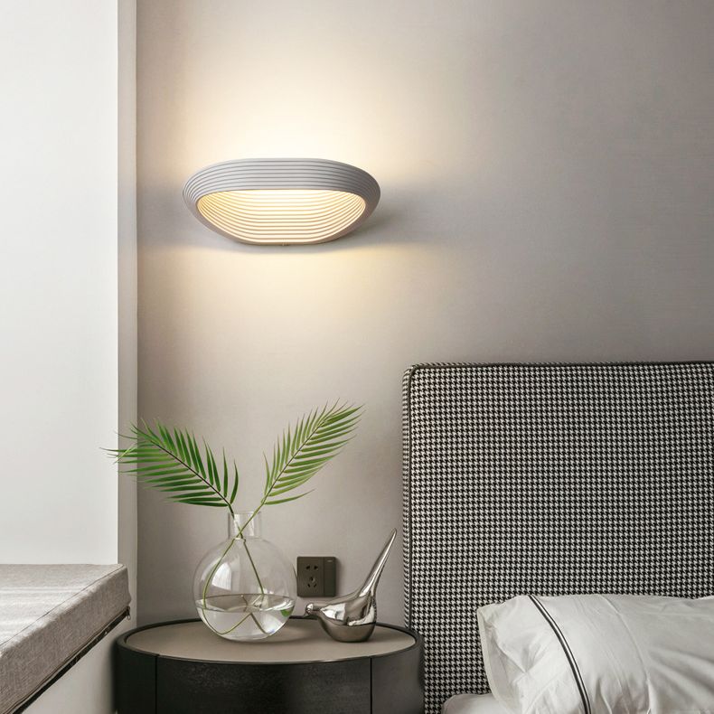 Nordic Style Minimalism LED Wall Lamp Creative Layered Metal Shaped Home Decorative Sconce Light for Bedroom