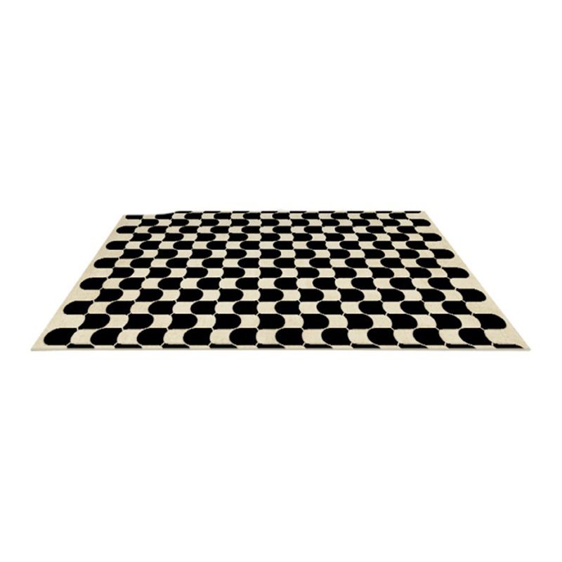Black Modern Rug Polyester Abstract Grid Rug Non-Slip Backing Rug for Living Room