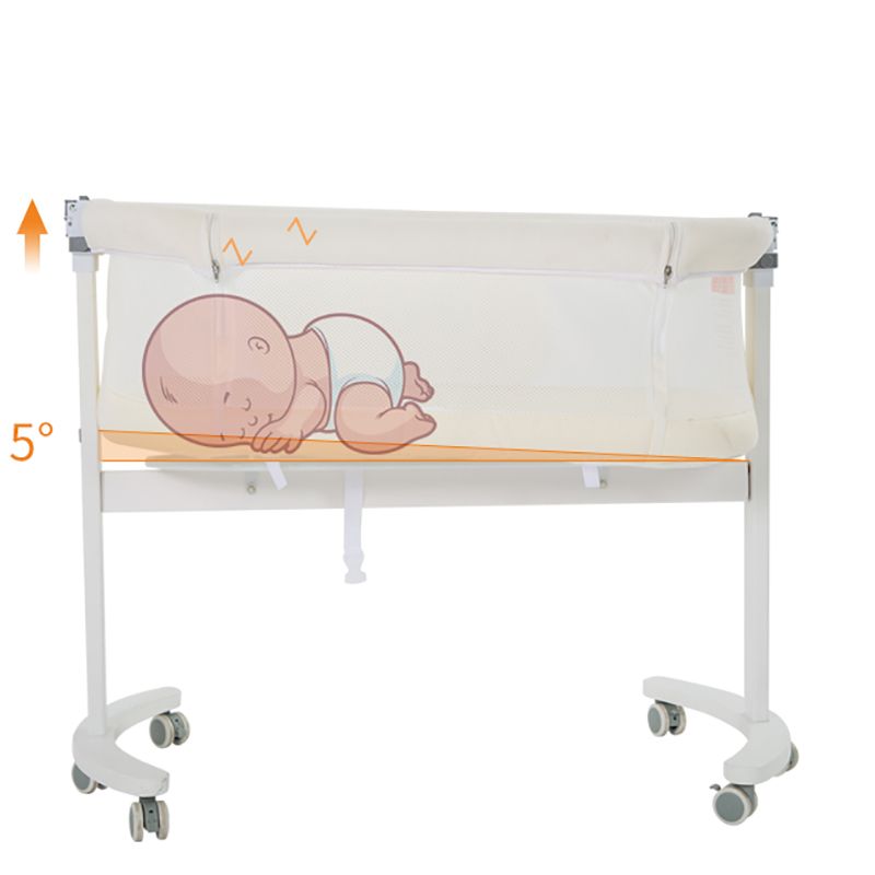 Modern Rocking Crib Cradle Metal Oval Bedside Bassinet with 4 Wheels