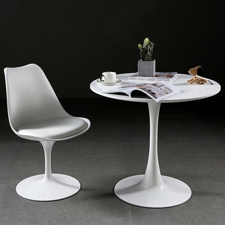 Metal Contemporary Round Dining Table Wood Top Table with Tulip