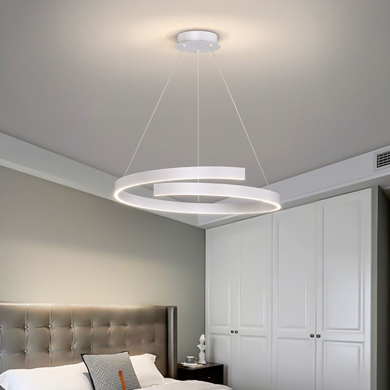 Lineaire vorm metalen hanglamp lichtbeveiliging modern hangende lamp met één licht