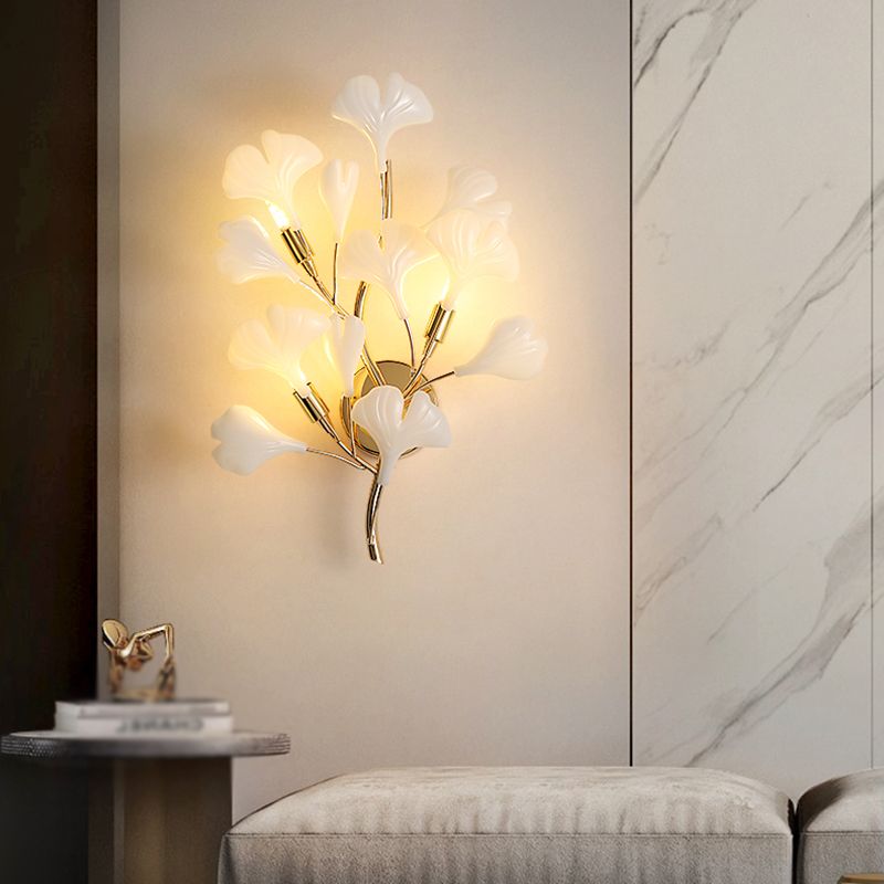 2 / 3 - Light Ginkgo Leaf Shape Wall Light Iron and Plastic Wall Sconce in Gold and White