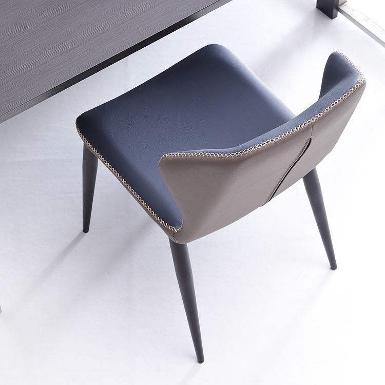Silla lateral moderna de cuero sintético para restaurante, silla de comedor con respaldo lateral mate y acabado mate