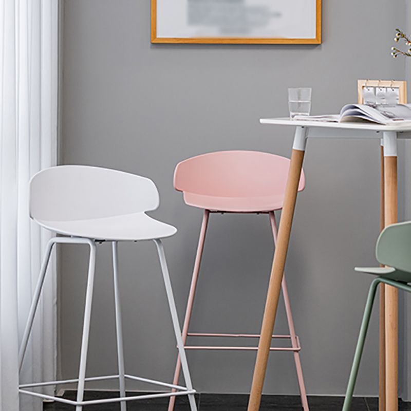 Contemporary Design Plastic Counter Barstools Low Back Stools for Home