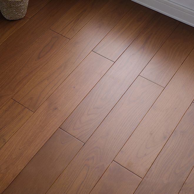 Contemporary Laminate Floor Solid Wood Laminate Plank Flooring