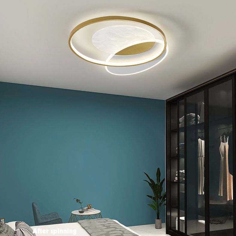 Geometric Shaped LED Flush Lamp Simplicity Acrylic Living Room Ceiling Light in Gold