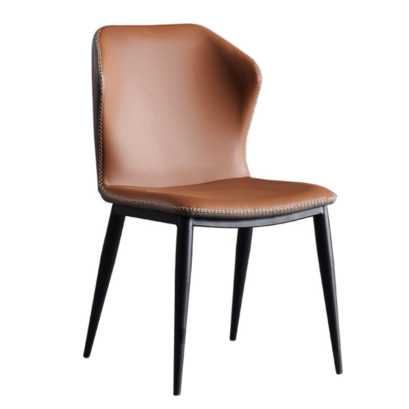Silla moderna del comedor del metal Silla sin brazos Wingback para el restaurante