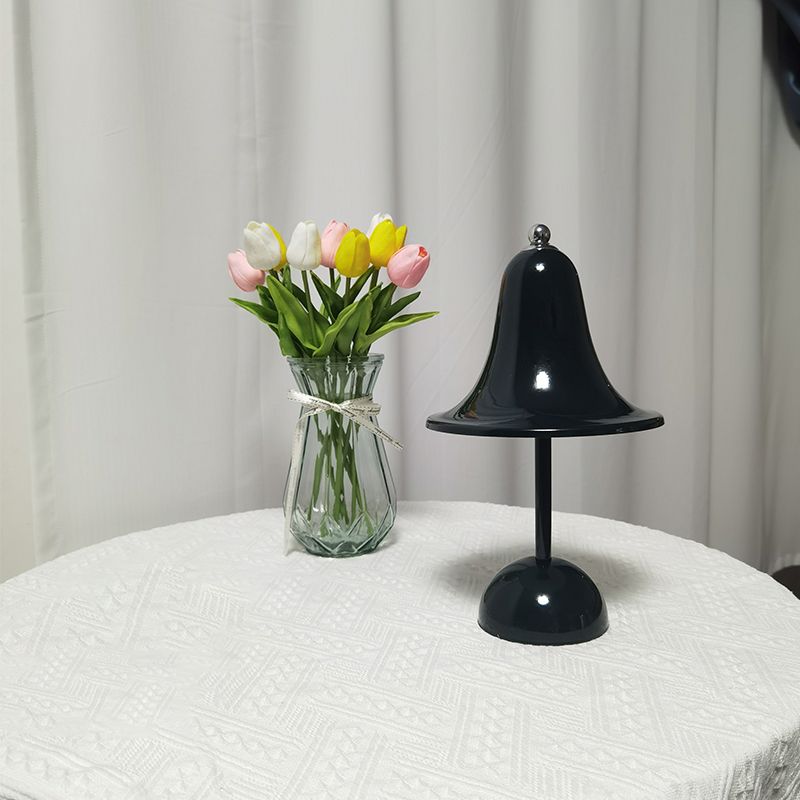 Lampes de table de nuit géométrique à style moderne en métal 1 lampe de table légère