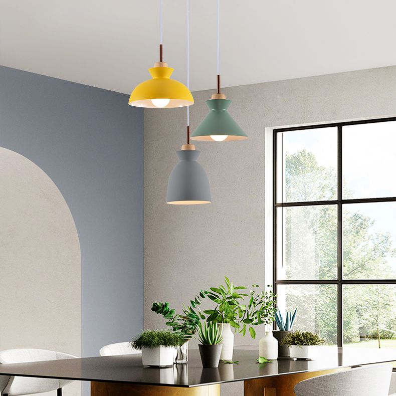 Shaded Dinning Room Ceiling Pendant Lamp Metal Nordic Style Pendant Light Fixture