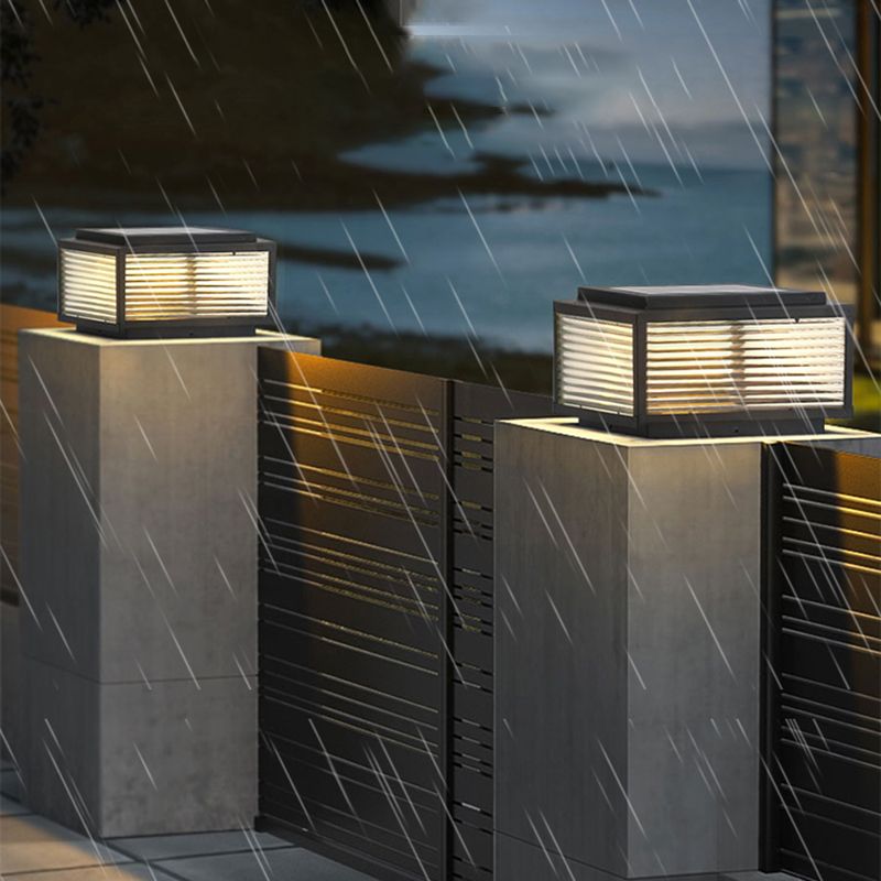 Metal Rectangle Shape Outdoor Light Modern Style 1 Light Solar Pillar Lights in Black