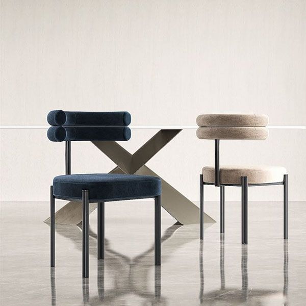 Silla sin brazos de comedor de metal moderno, silla lateral de comedor de terciopelo para uso en restaurantes