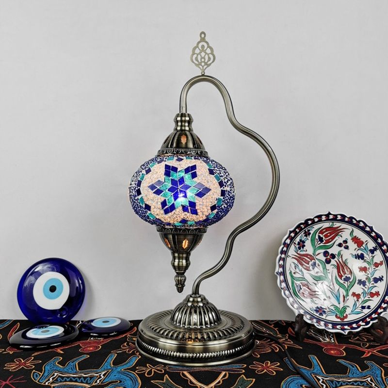 Stained Art Glass Globe Table Lamp Art Deco 1 Head Restaurant Night Light with Curvy Arm in White/Red/Yellow