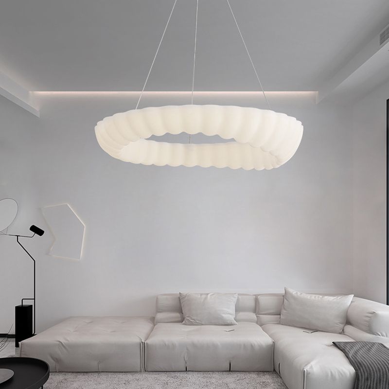 Circle Metal Ceiling Hanging Light Nordic Style LED White Ceiling Pendant Light